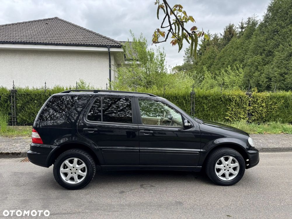 Mercedes-Benz ML - 10