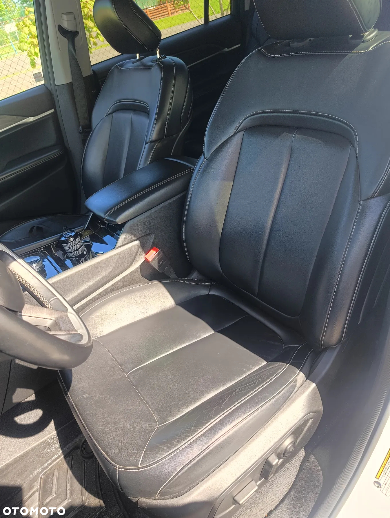 Jeep Grand Cherokee - 14