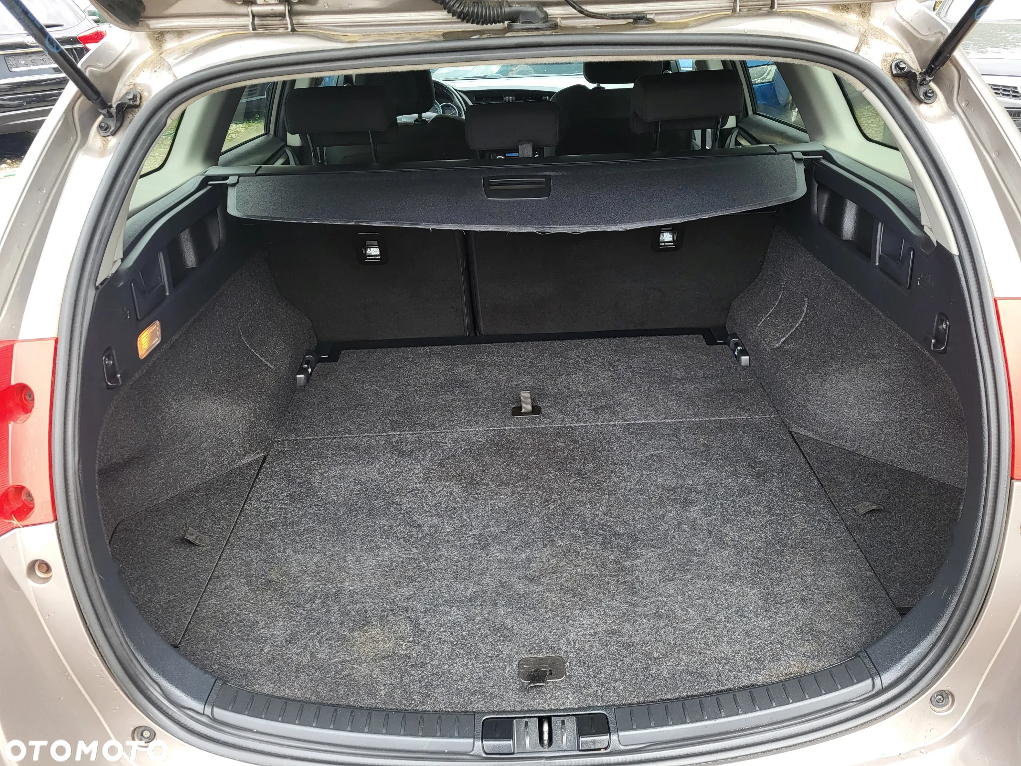 Toyota Auris - 24
