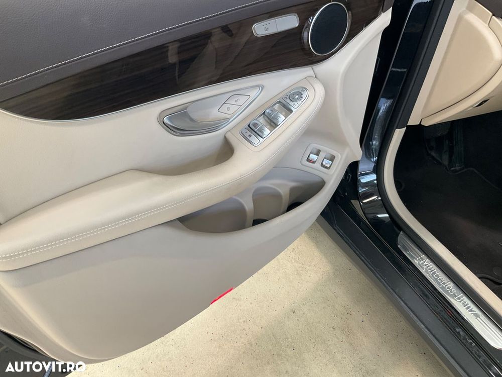 Mercedes-Benz GLC Coupe 200 4Matic 9G-TRONIC AMG Line - 5