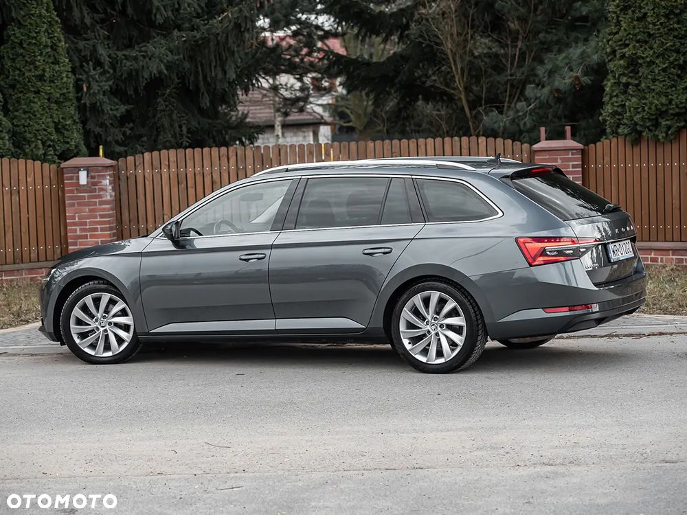 Skoda Superb 2.0 TDI DSG L&K - 11