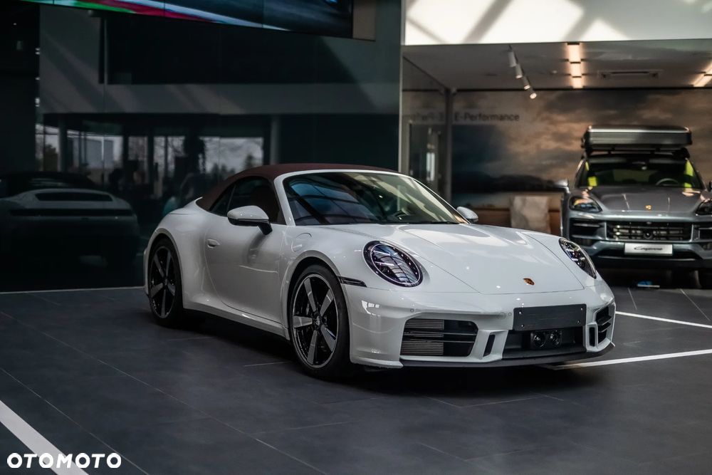 Porsche 911 Carrera S - 7