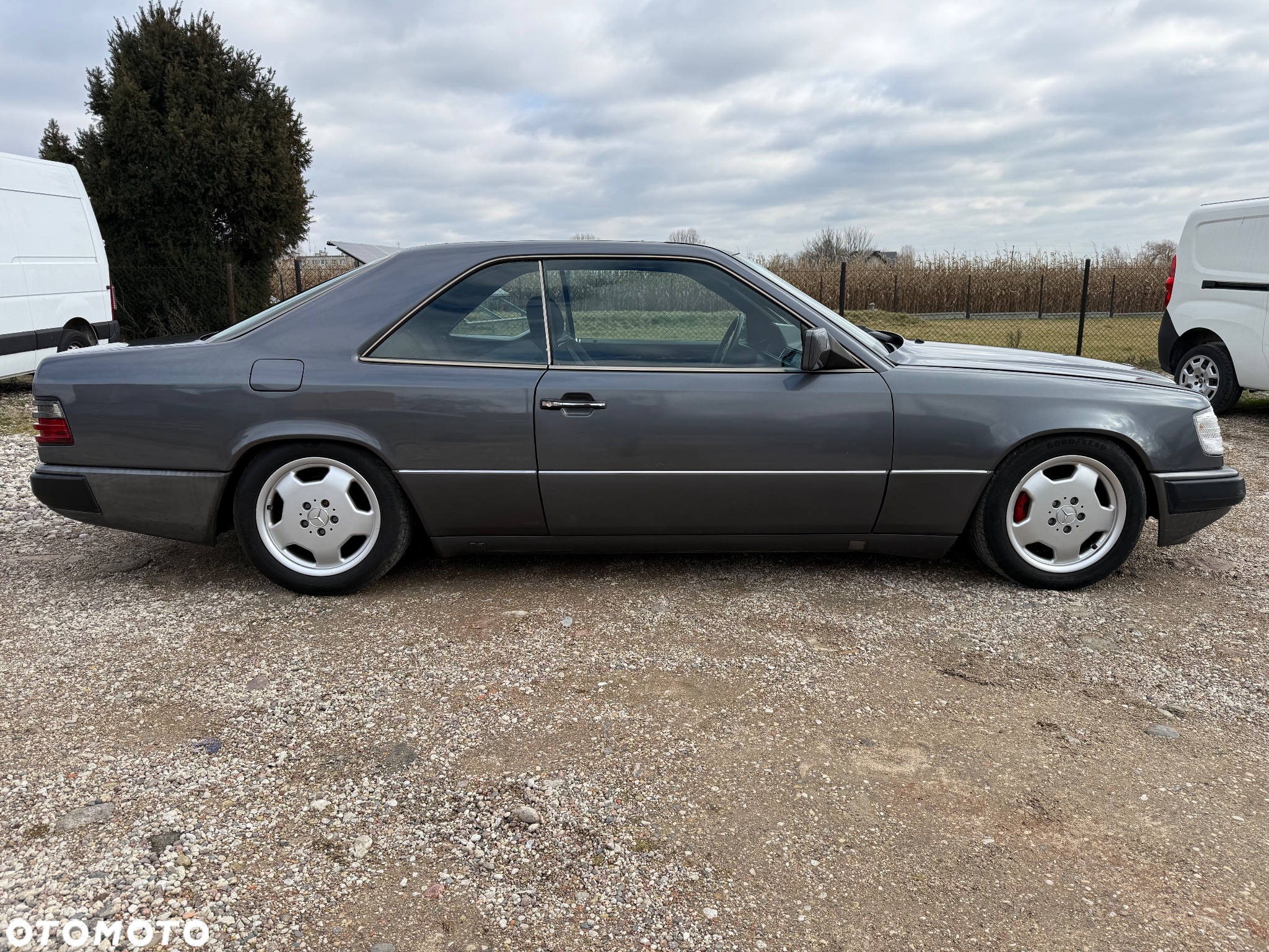 Mercedes-Benz Klasa E 200 - 8