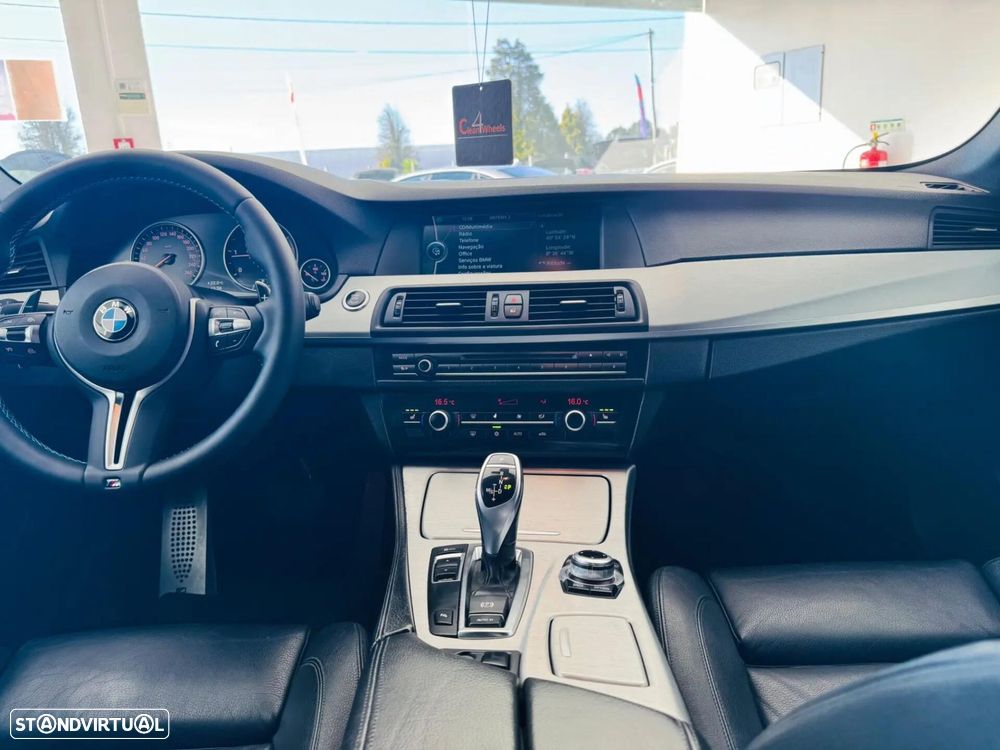 BMW 520 d Pack M Auto - 31