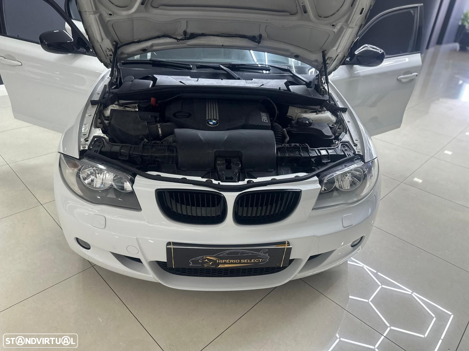 BMW 118 d Pack M - 29