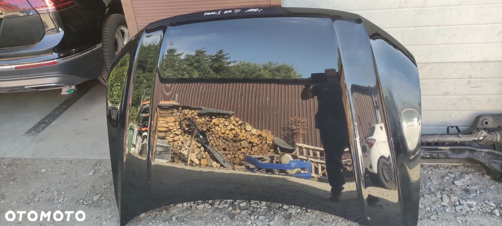 VW Tiguan II maska silnika ładna