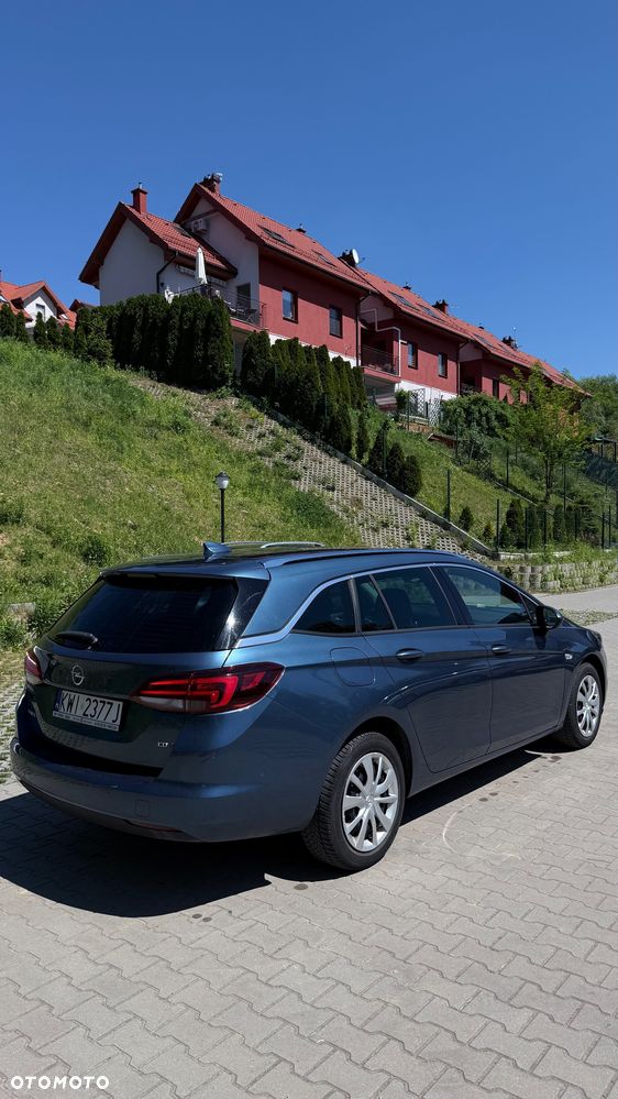 Opel Astra 1.6 CDTI Essentia - 14