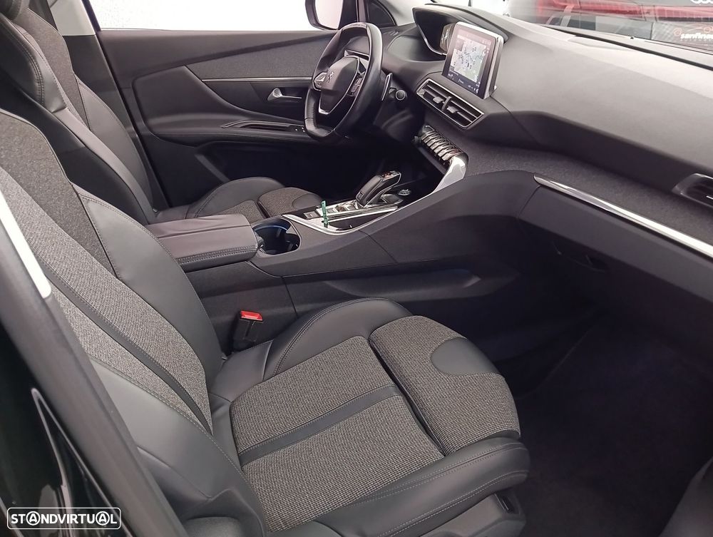 Peugeot 3008 1.6 BlueHDi Allure EAT6 J18 - 28