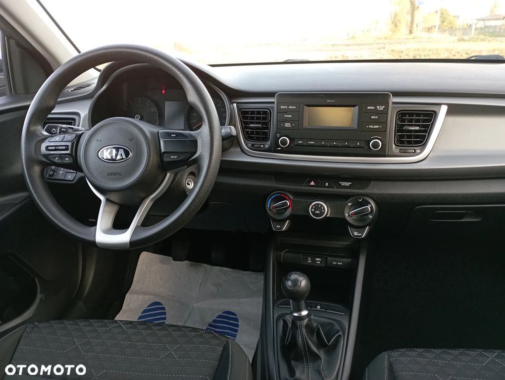 Kia Rio - 25