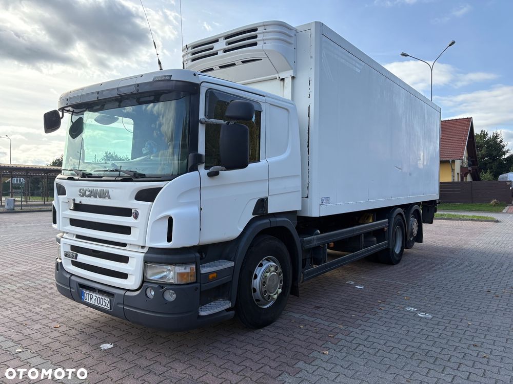 Scania P 380 chłodnia z windą - 1
