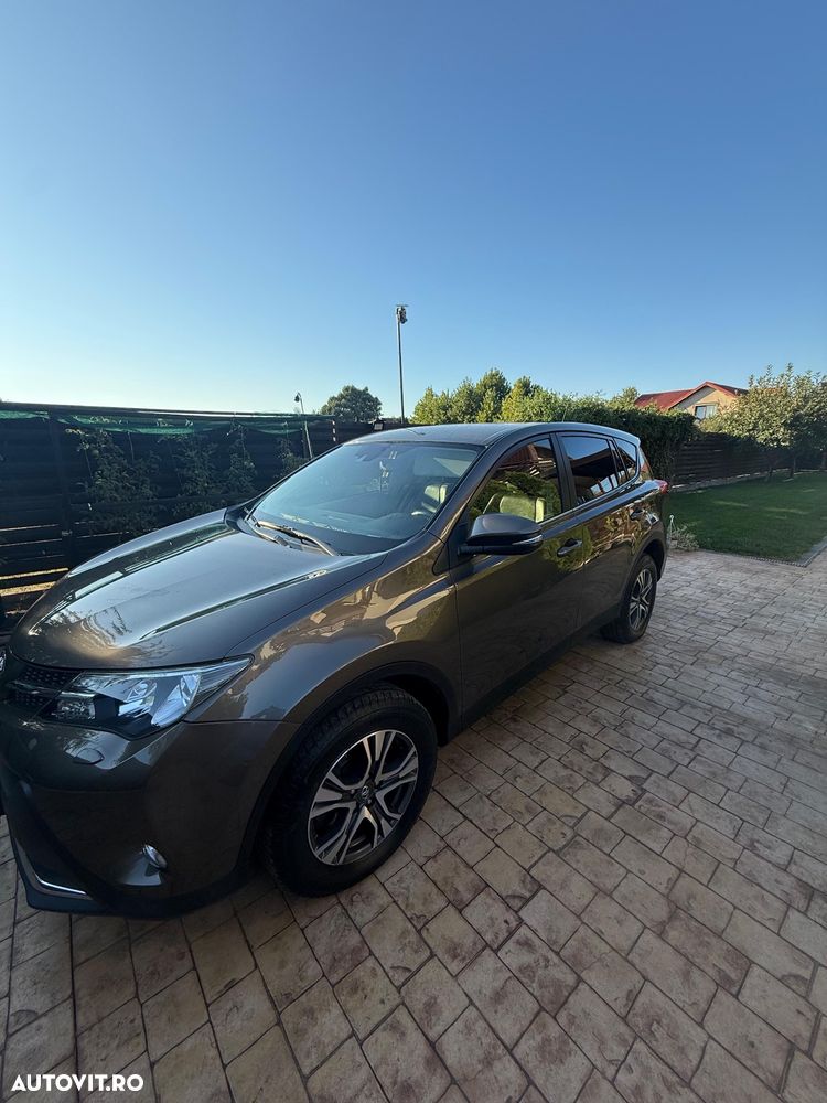 Toyota RAV4 2.2L D-CAT A/T Luxury - 8