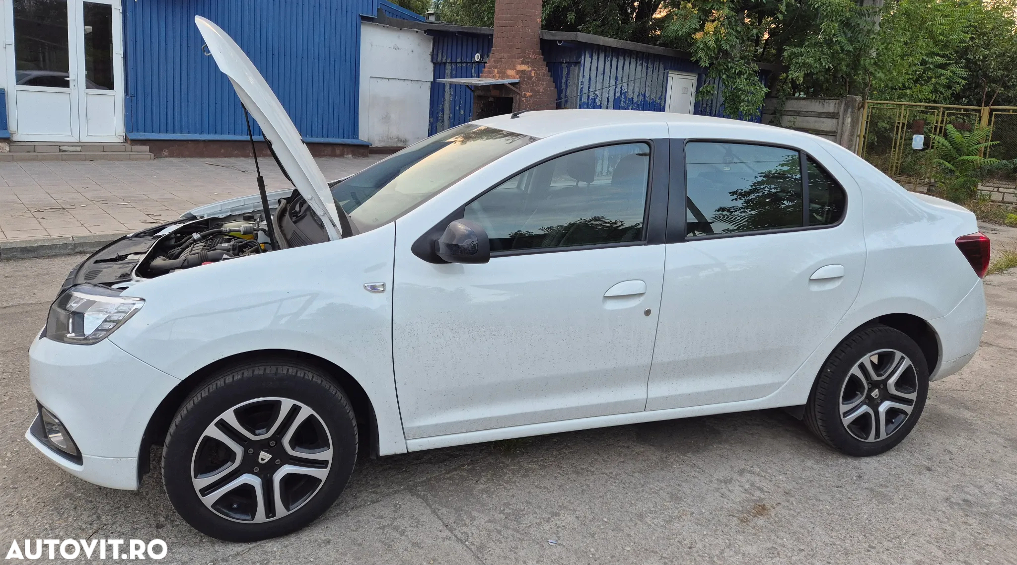Dacia Logan - 3