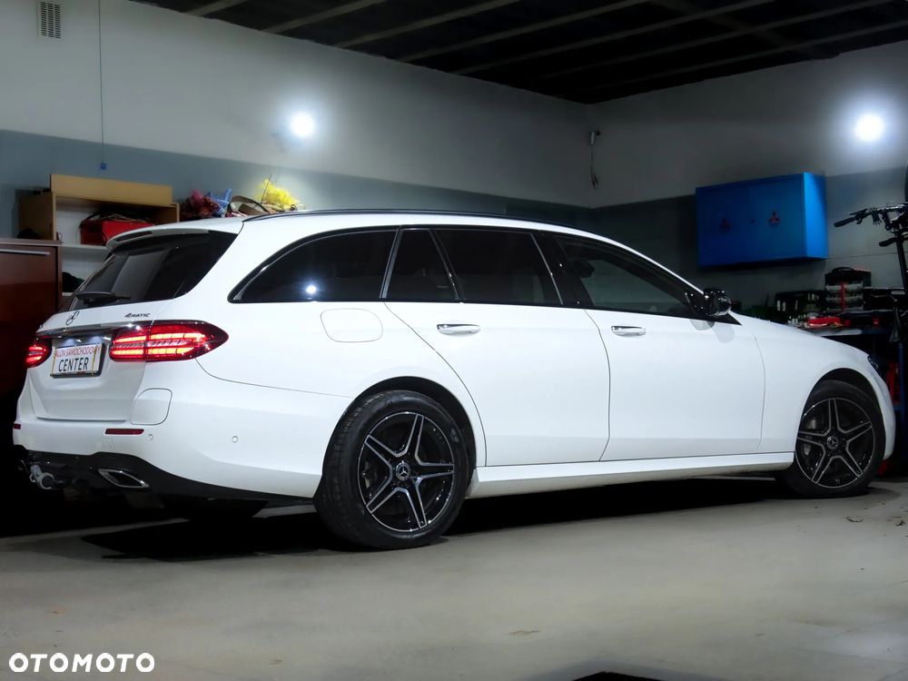Mercedes-Benz Klasa E 300 de 4Matic 9G-TRONIC AMG Line - 36