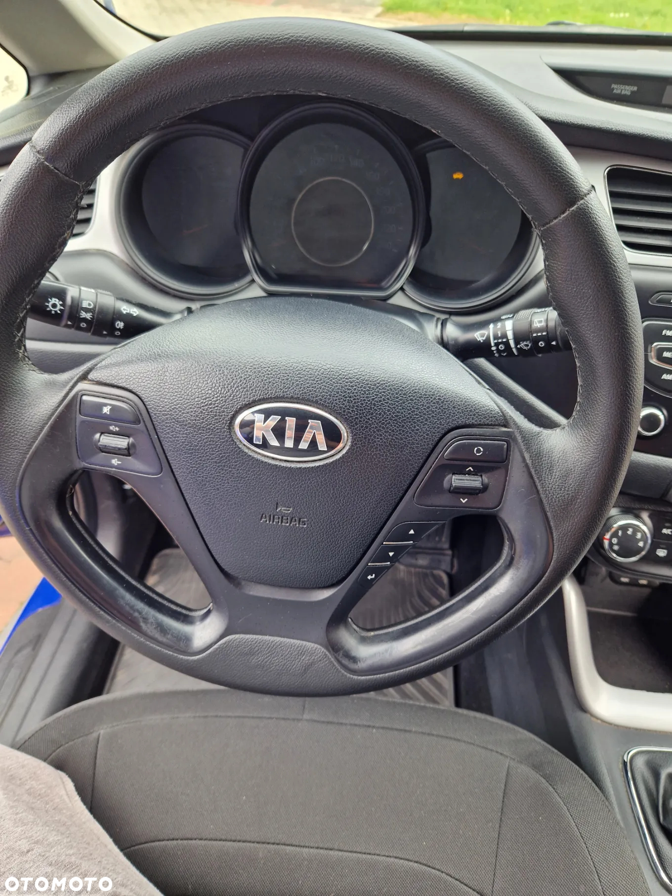 Kia Ceed - 14