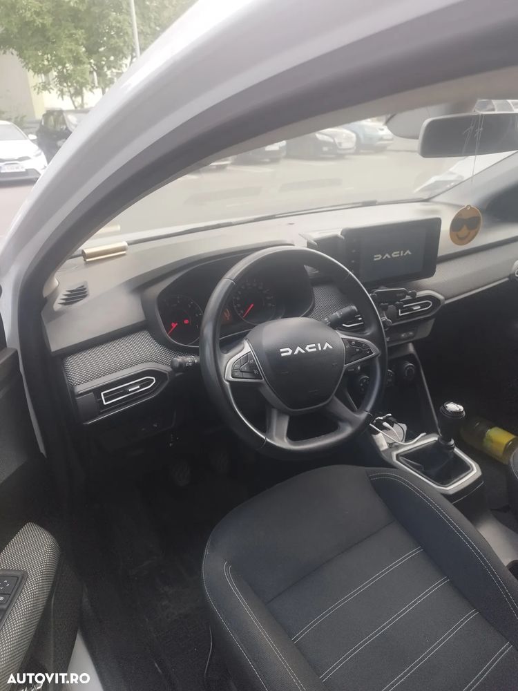 DACIA Logan 2023 — imagine 3