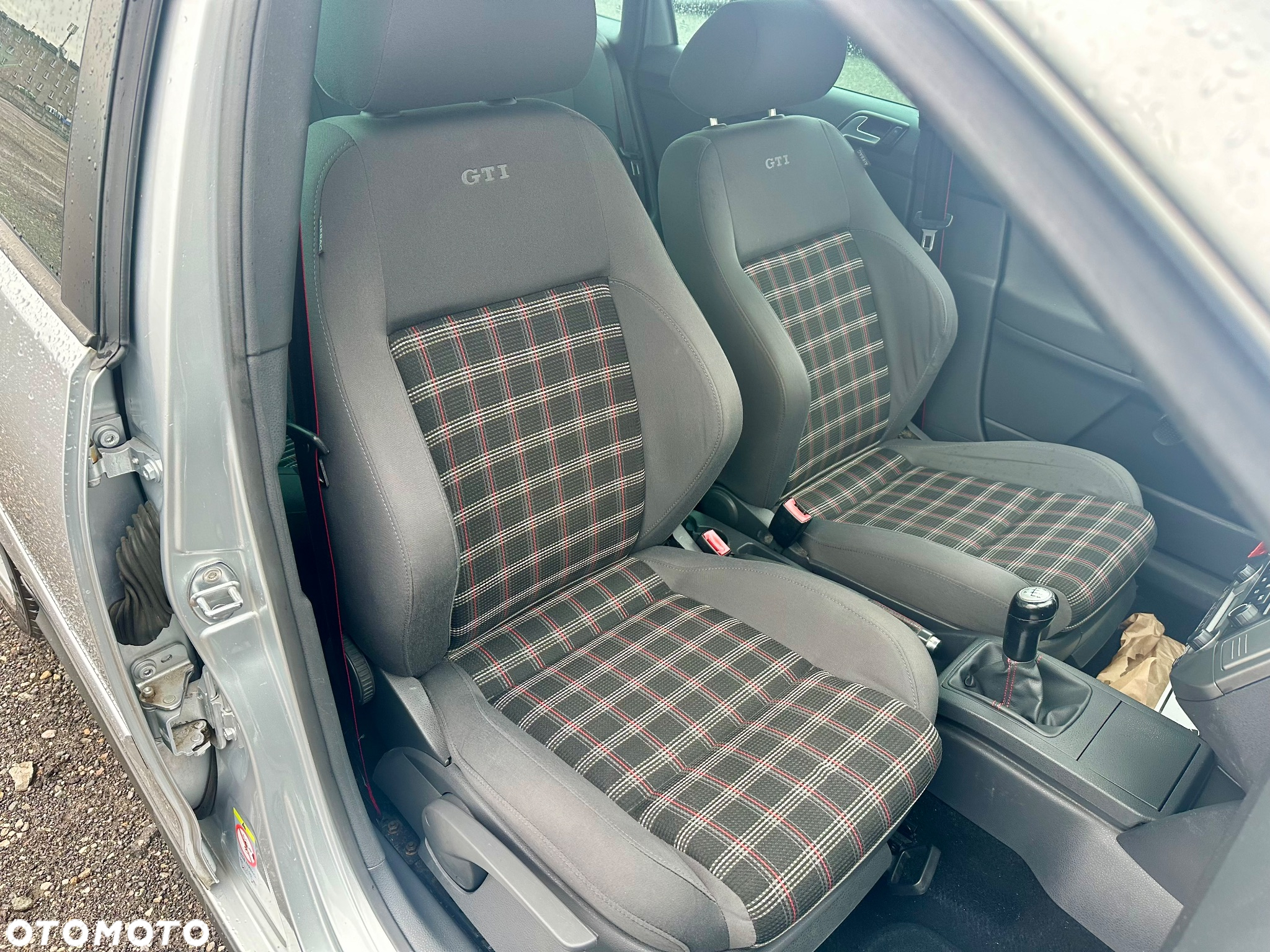 Volkswagen Polo 1.8T GTI - 14