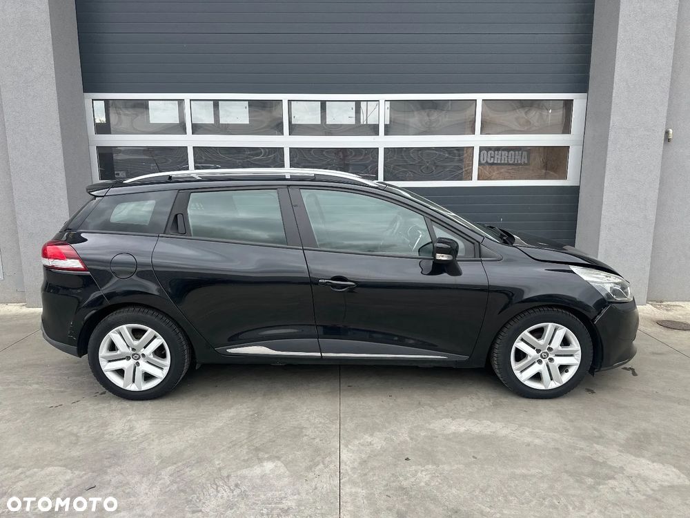 Renault Clio - 8
