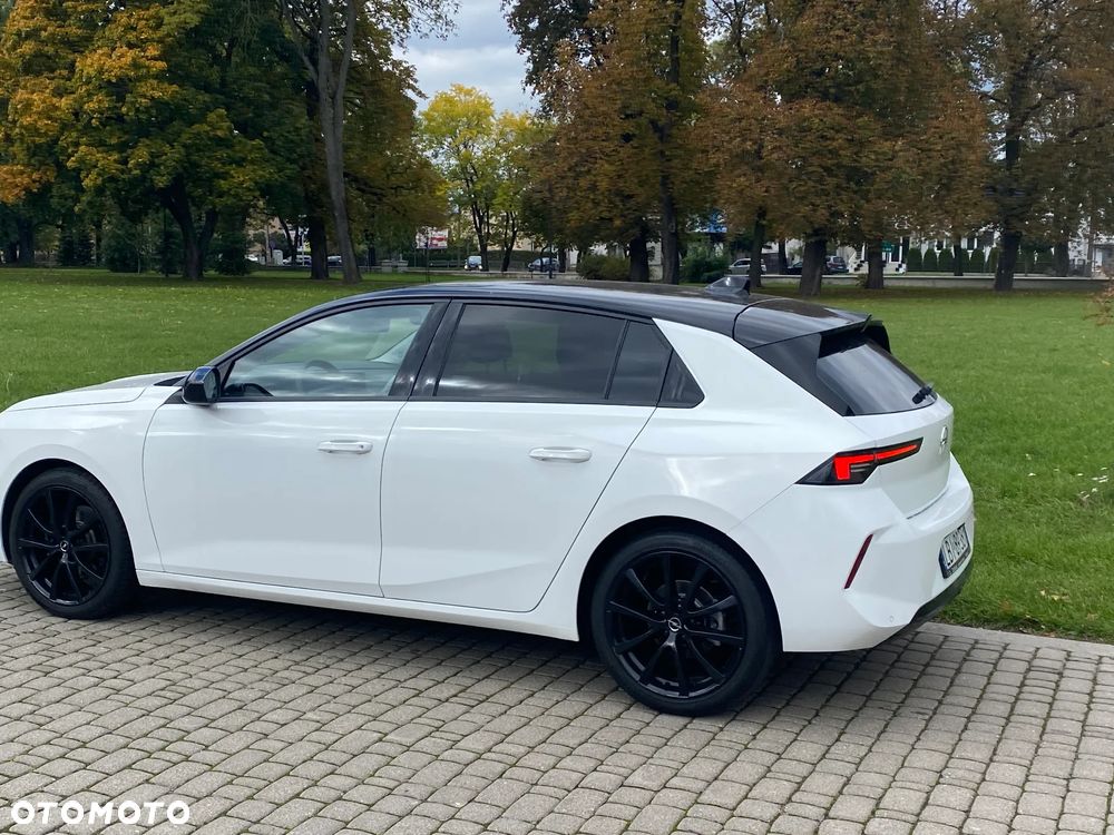 Opel Astra 1.2 Turbo Business Edition - 13