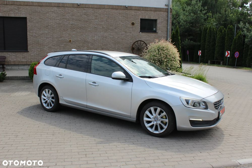 Volvo V60 D2 - 12