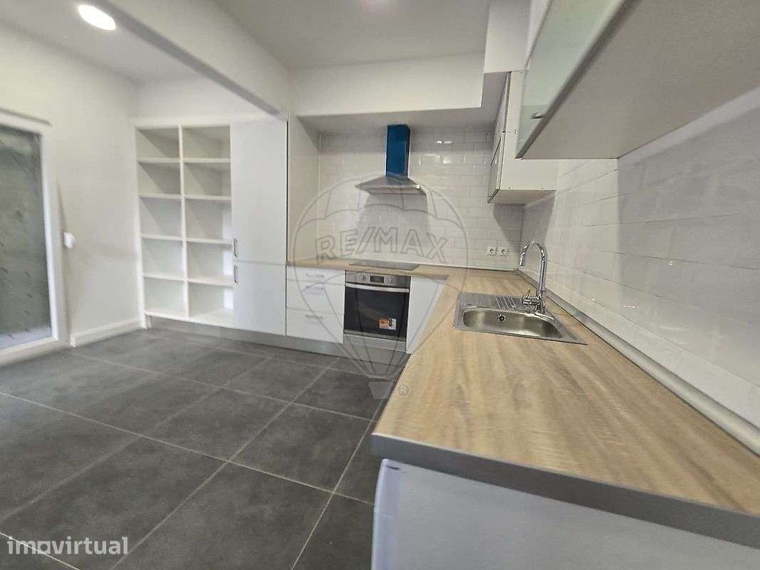 Moradia T3 para arrendamento - Grande imagem: 2/9