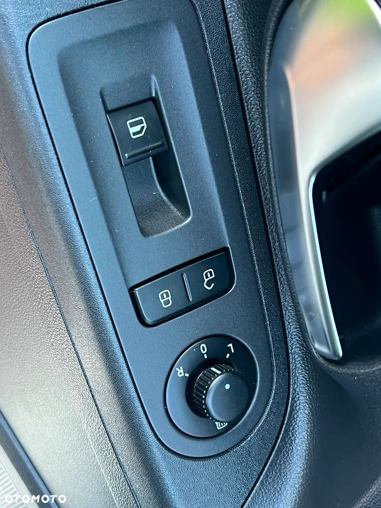 Volkswagen up! high - 26