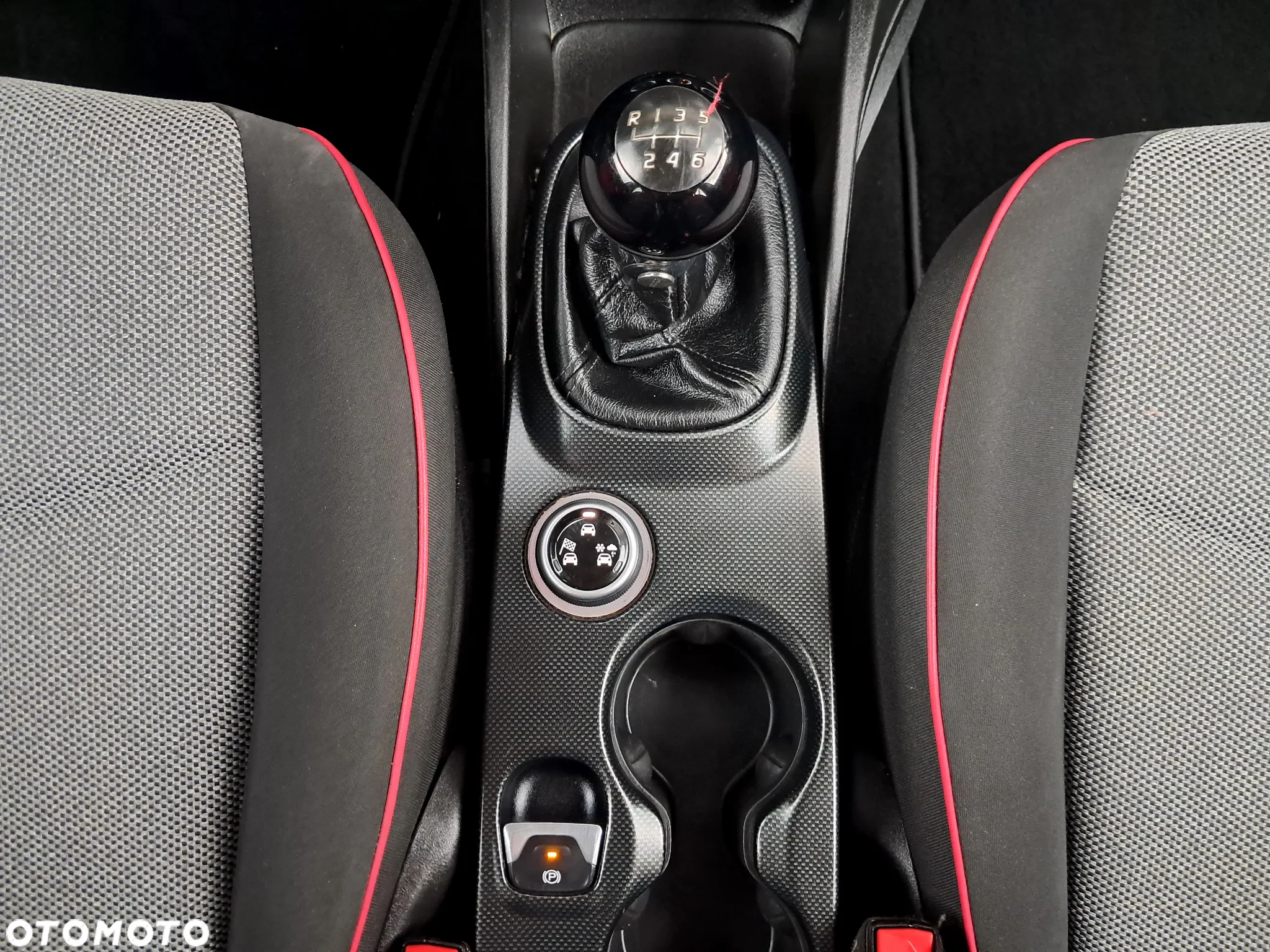 Fiat 500X 1.4 Multiair 4x2 S&S Pop Star - 23