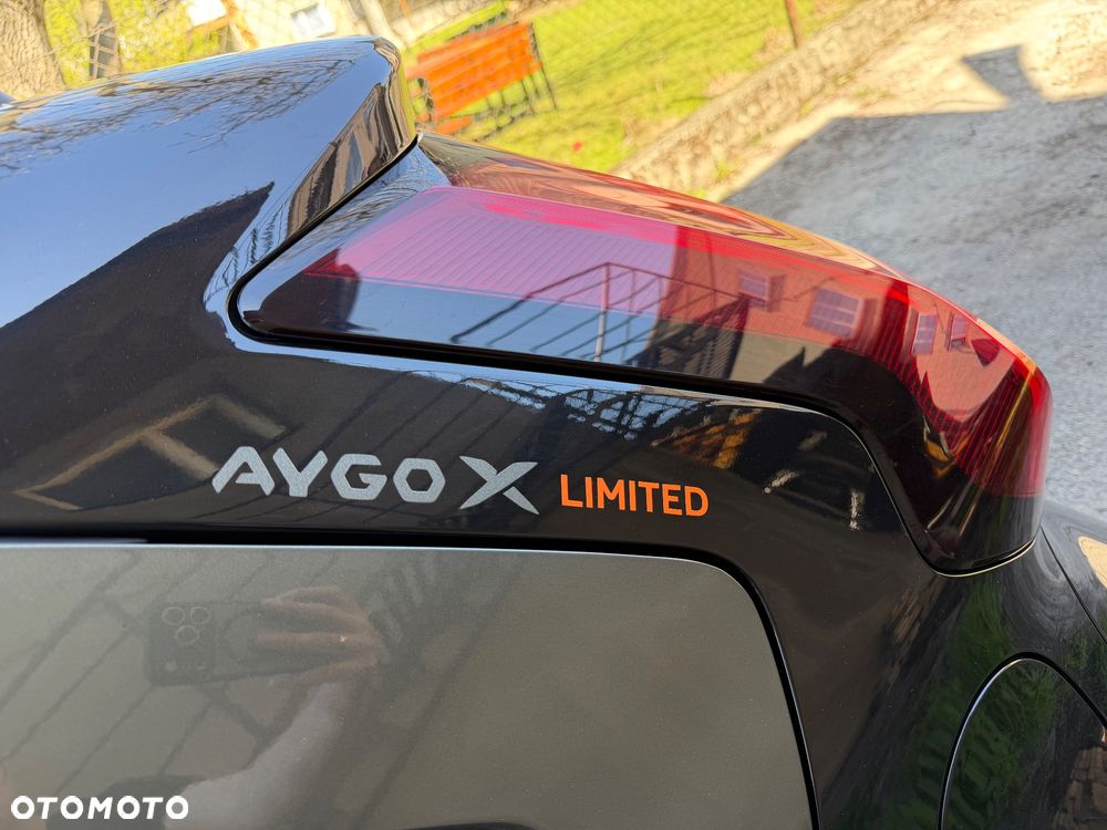 Toyota Aygo X 1.0 VVT-i JBL CVT - 4