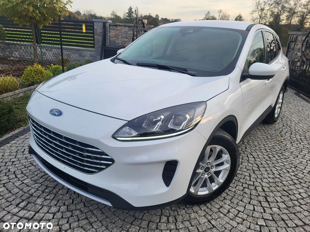 Ford Kuga - 25