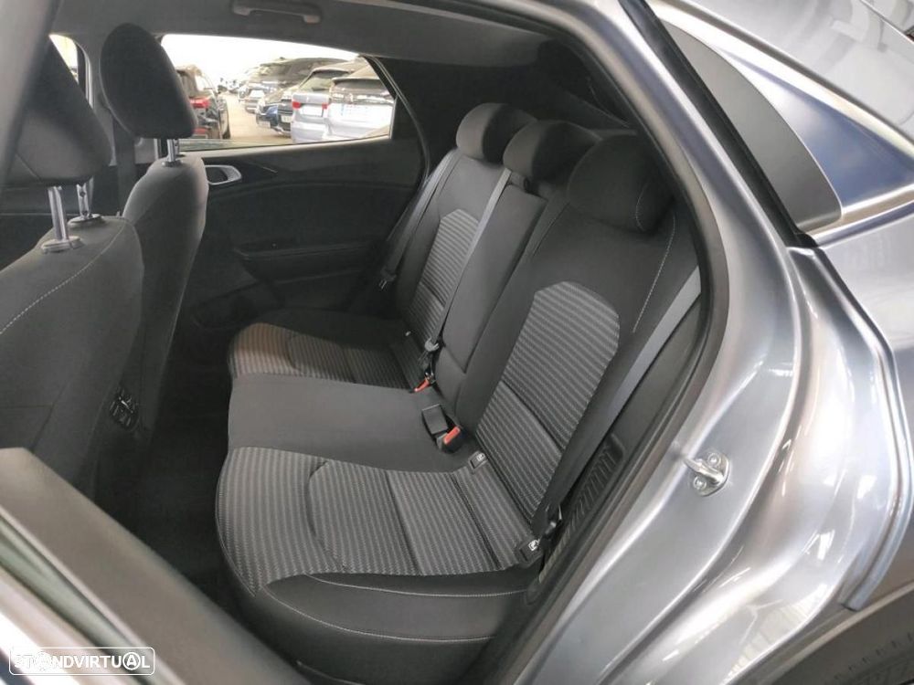 Kia XCeed 1.6 GDi PHEV Drive - 4