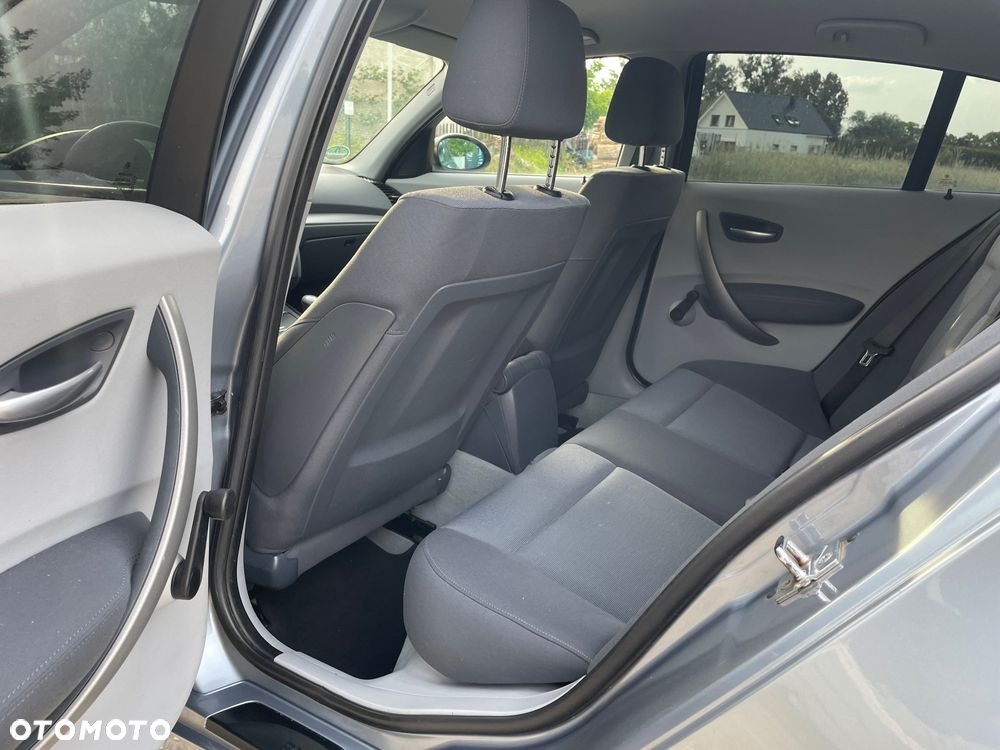 BMW Seria 1 118d - 6