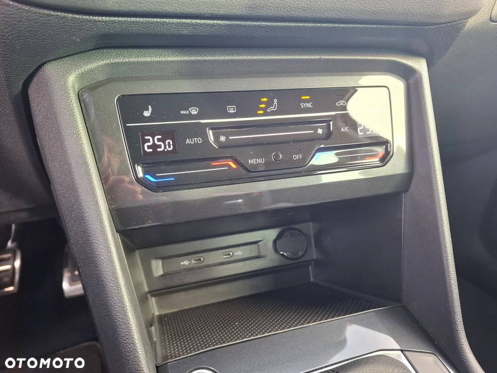 Volkswagen Tiguan 1.5 TSI EVO Urban Sport DSG - 17