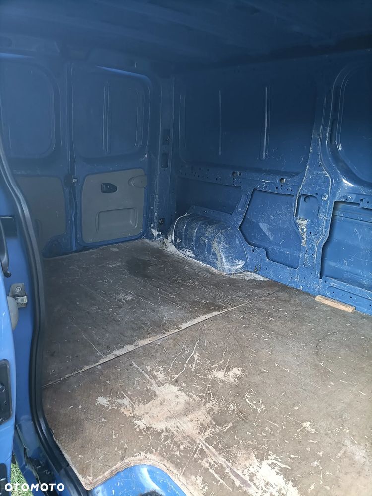 Opel Vivaro - 14