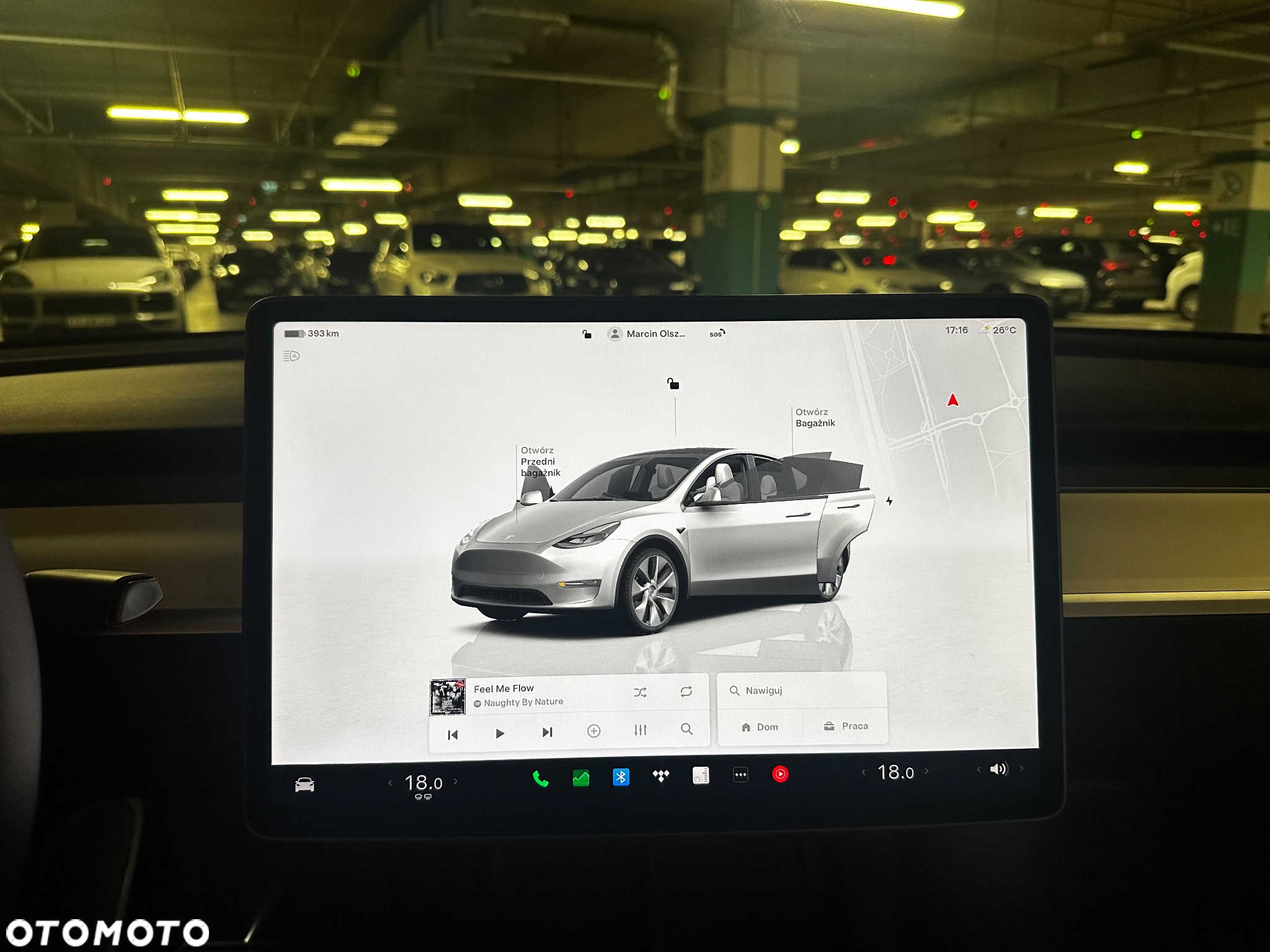Tesla Y Long Range AWD - 23