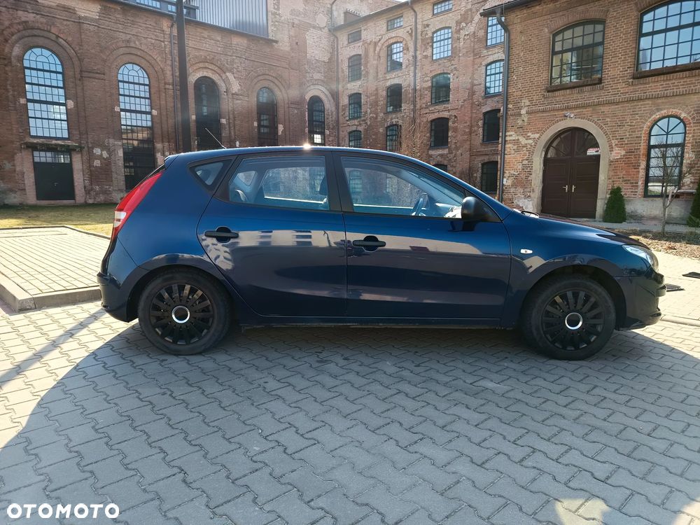 Hyundai i30 1.4 Edition Plus - 11