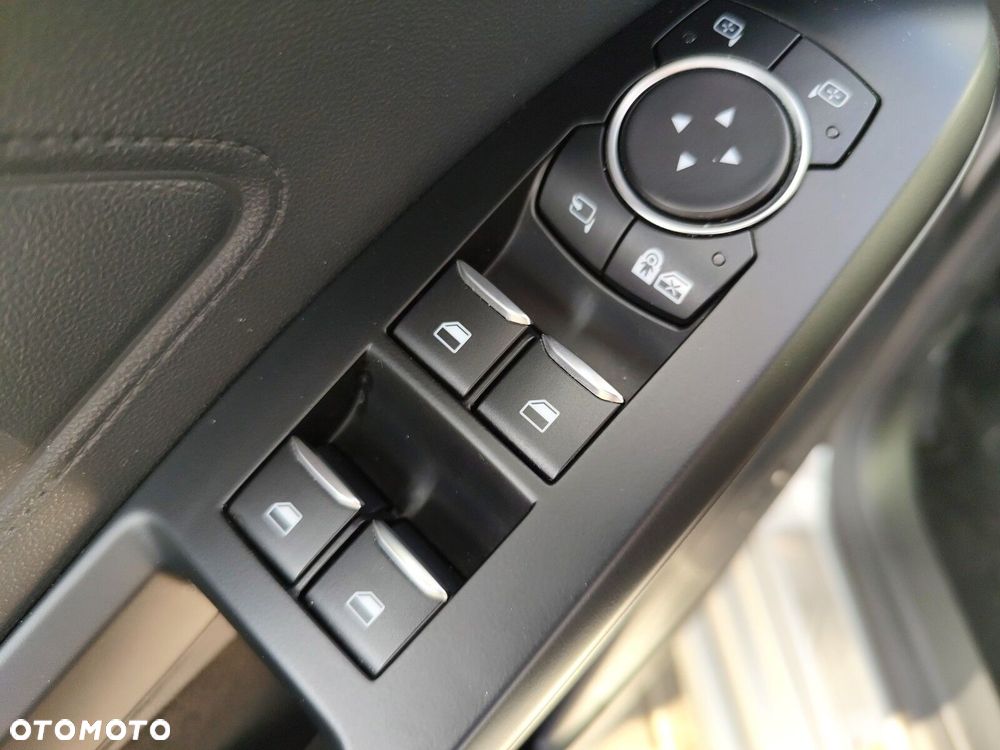 Ford Focus - 11