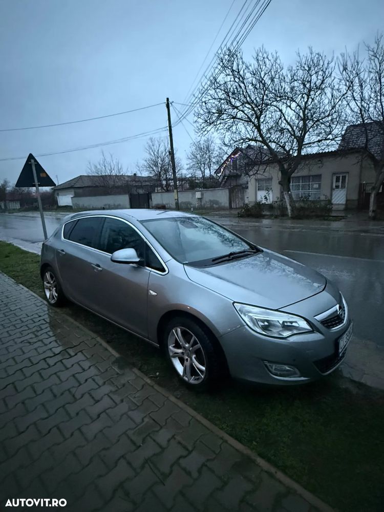 Opel Astra - 1