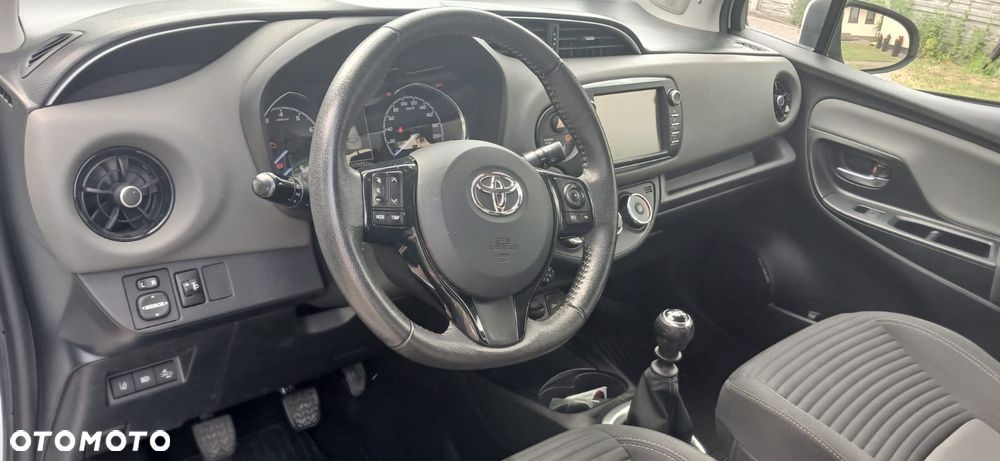 Toyota Yaris 1.5 Selection - 12