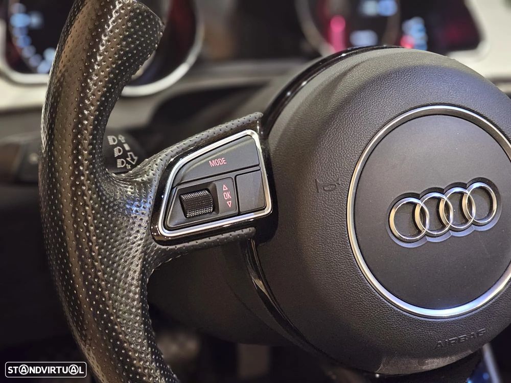 Audi A5 Cabrio 2.0 TDi quattro S-line - 34