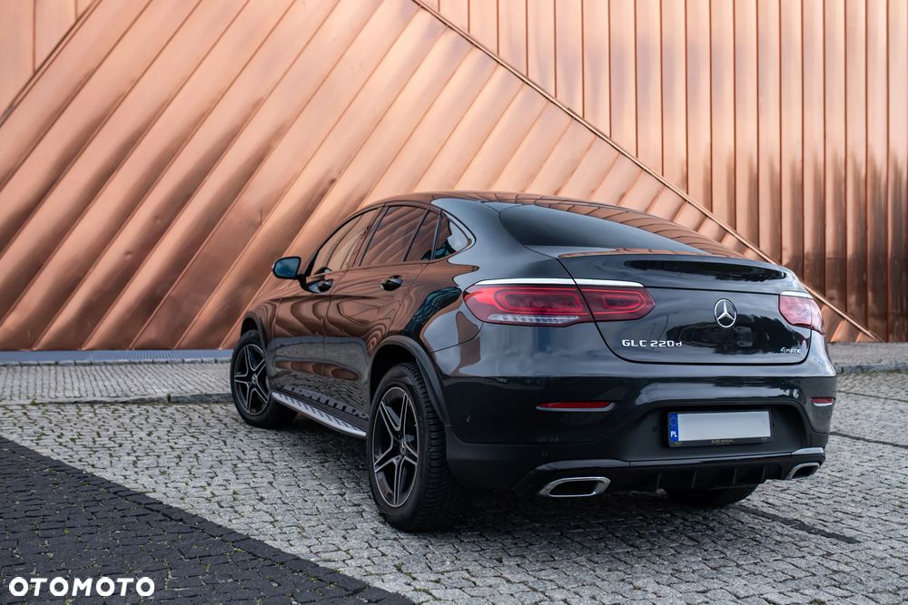 Mercedes-Benz GLC 220 d 4Matic 9G-TRONIC AMG Line Plus - 4