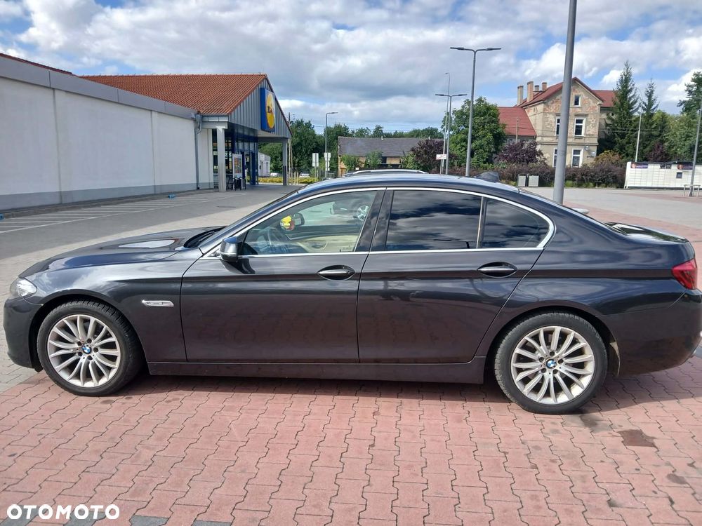 BMW Seria 5 520d Luxury Line - 8
