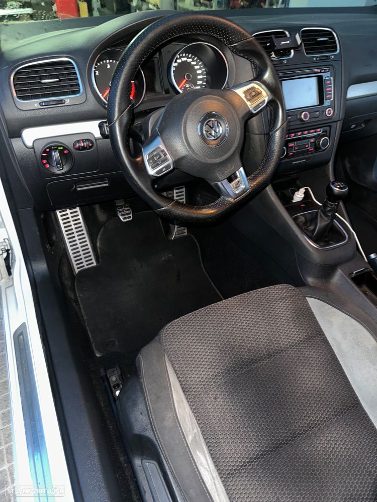 VW Golf - 12