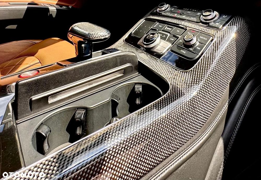 Audi S8 4.0 TFSI Quattro - 28