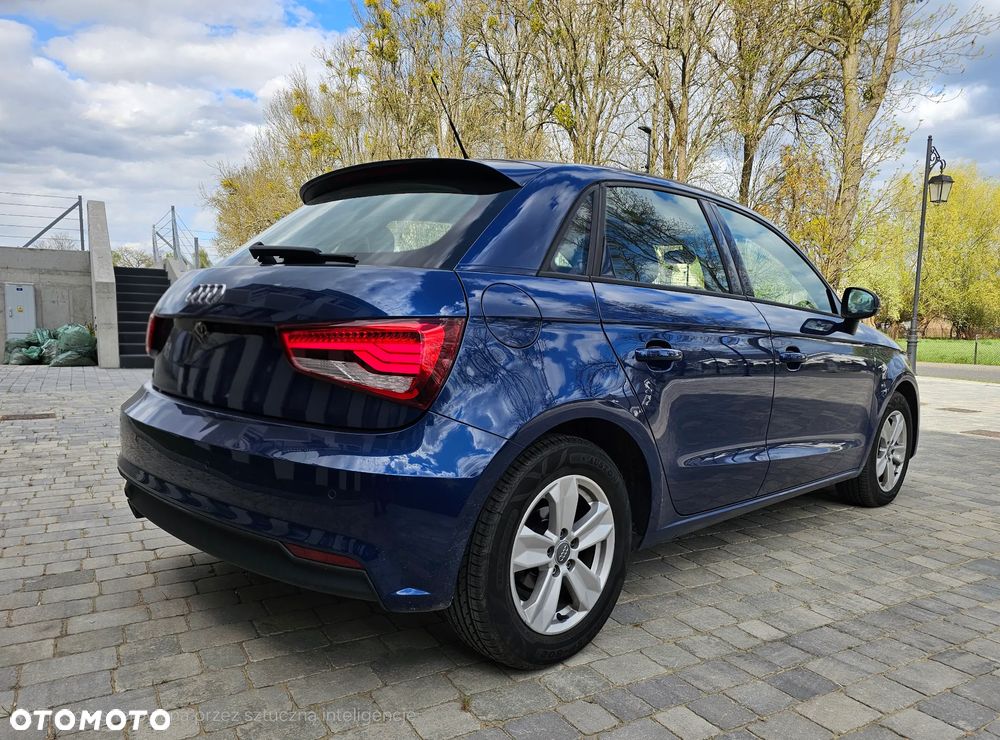 Audi A1 Sportback 1.6 TDI Sport - 11