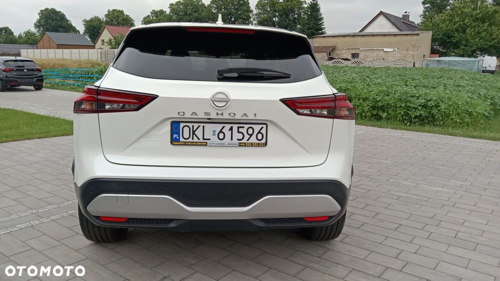 Nissan Qashqai 1.3 DIG-T N-Connecta - 23
