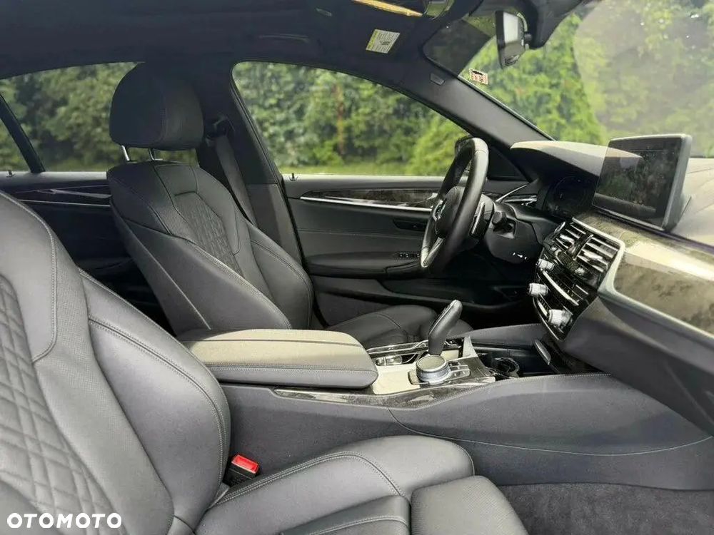 BMW Seria 5 - 18
