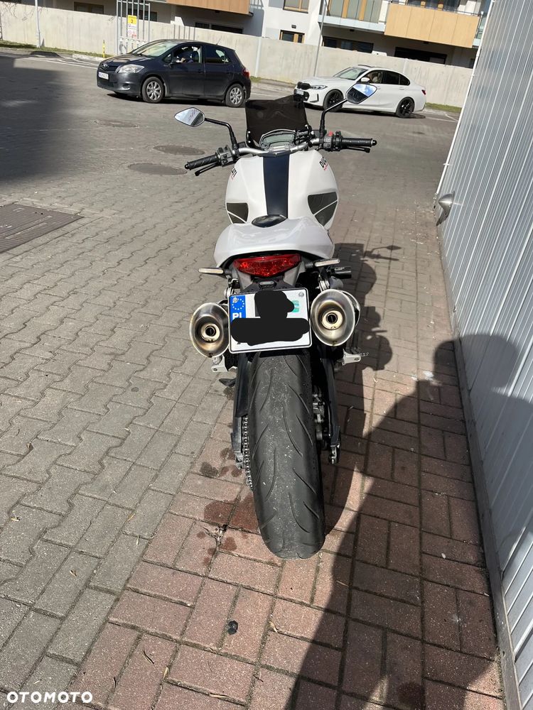Ducati Monster - 8