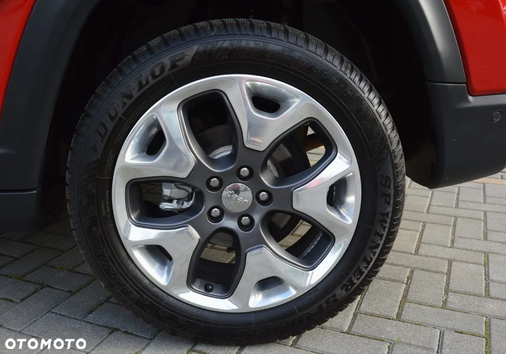 Jeep Compass - 35
