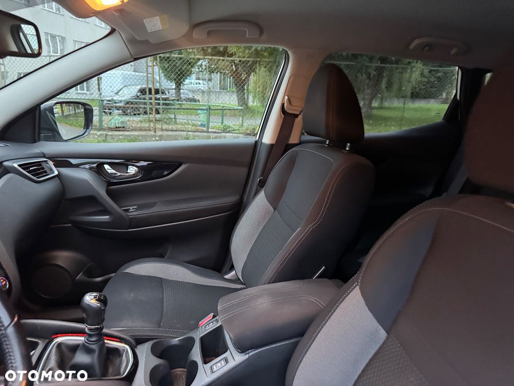 Nissan Qashqai - 10