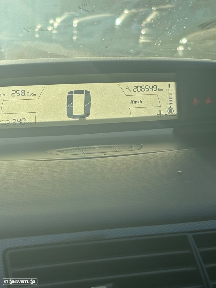 Citroën C4 - 6