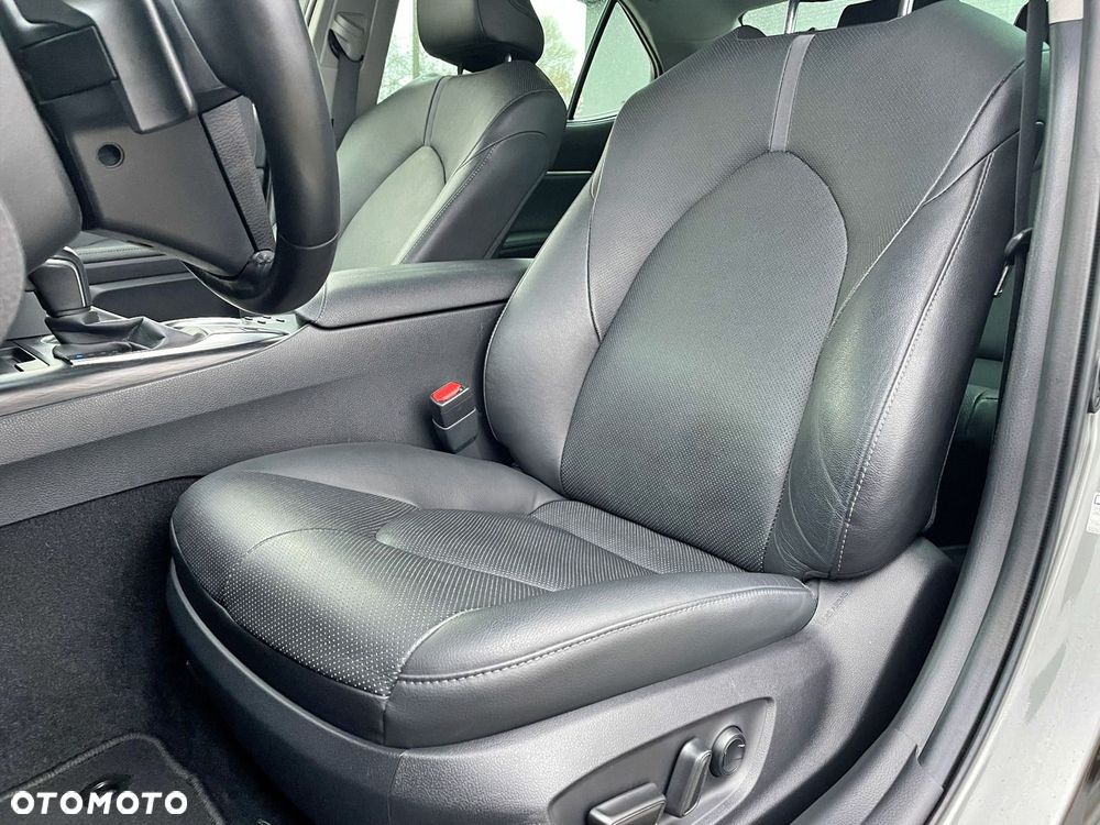 Toyota Camry 2.5 Hybrid Executive CVT - 13